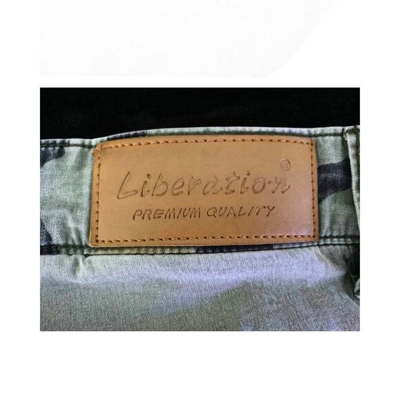Liberation Camo Pants - Picture 6 of 12